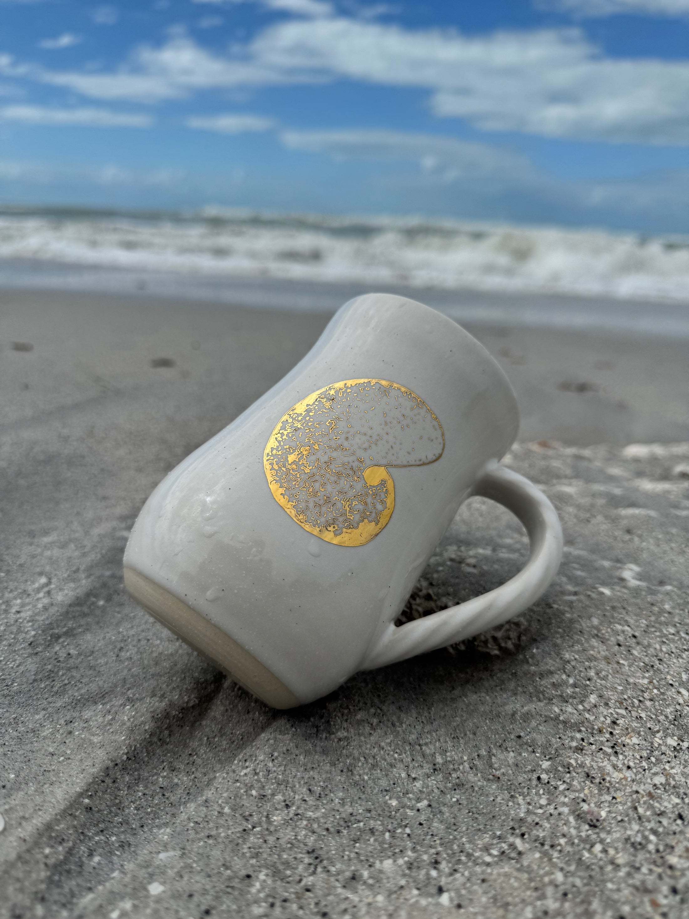 Gilded Nautilus Rolling Waves Mug