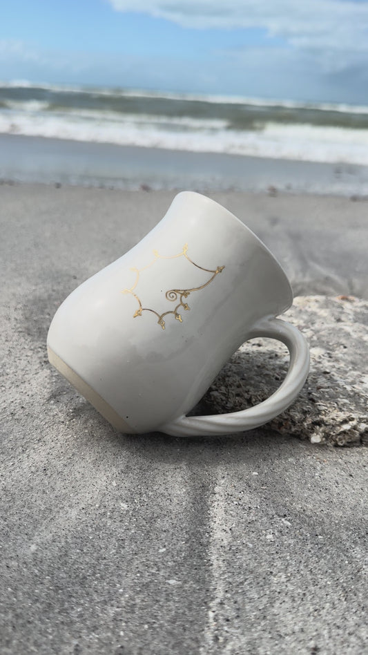 Diamond Nautilus Rolling Waves Mug